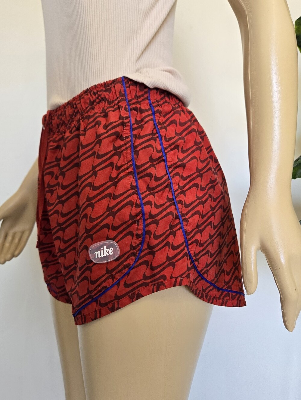Nike Dri-FIT Tempo Icon Clash Running Shorts Red Distorted Swoosh Women's